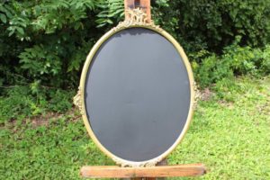 F69:Gold Oval Chalkboard