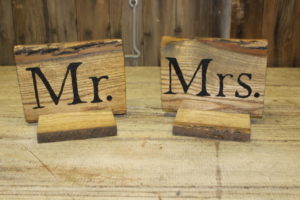 Mr & Mrs Rustic Displays-Black Vintique Rental-WI