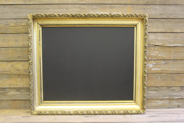 F315: Leaf Edged Bright Gold Chalkboard