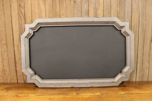 F56 Gray Geometric Chalkboard-L