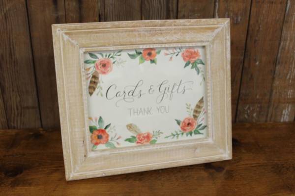 J37: Feather Floral "Cards & Gifts" Sign