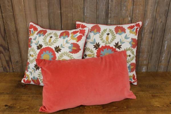 Coral Floral Pillow Set