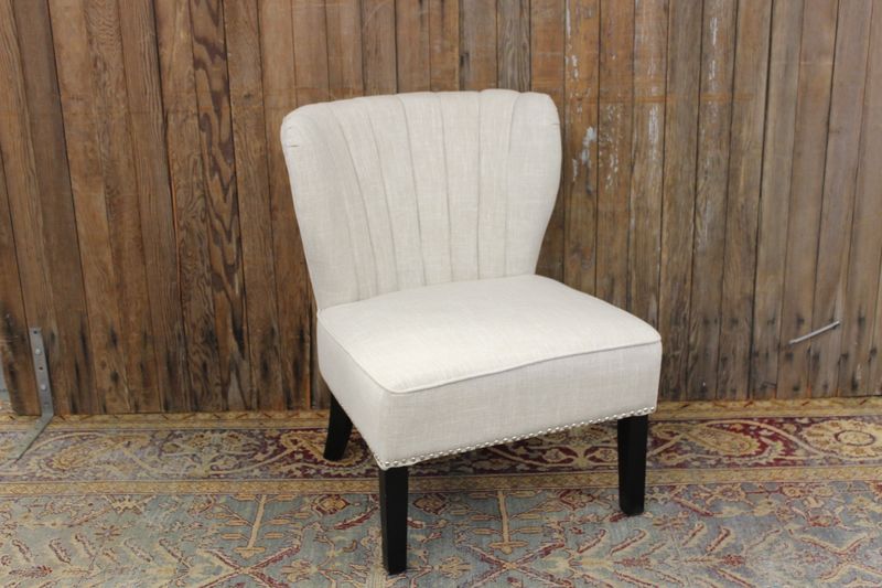 Modern Cream Lounge Chairs | Vintique Rental