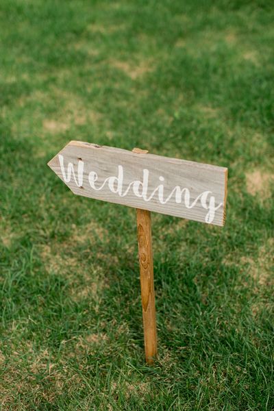 Wedding Directional Arrow